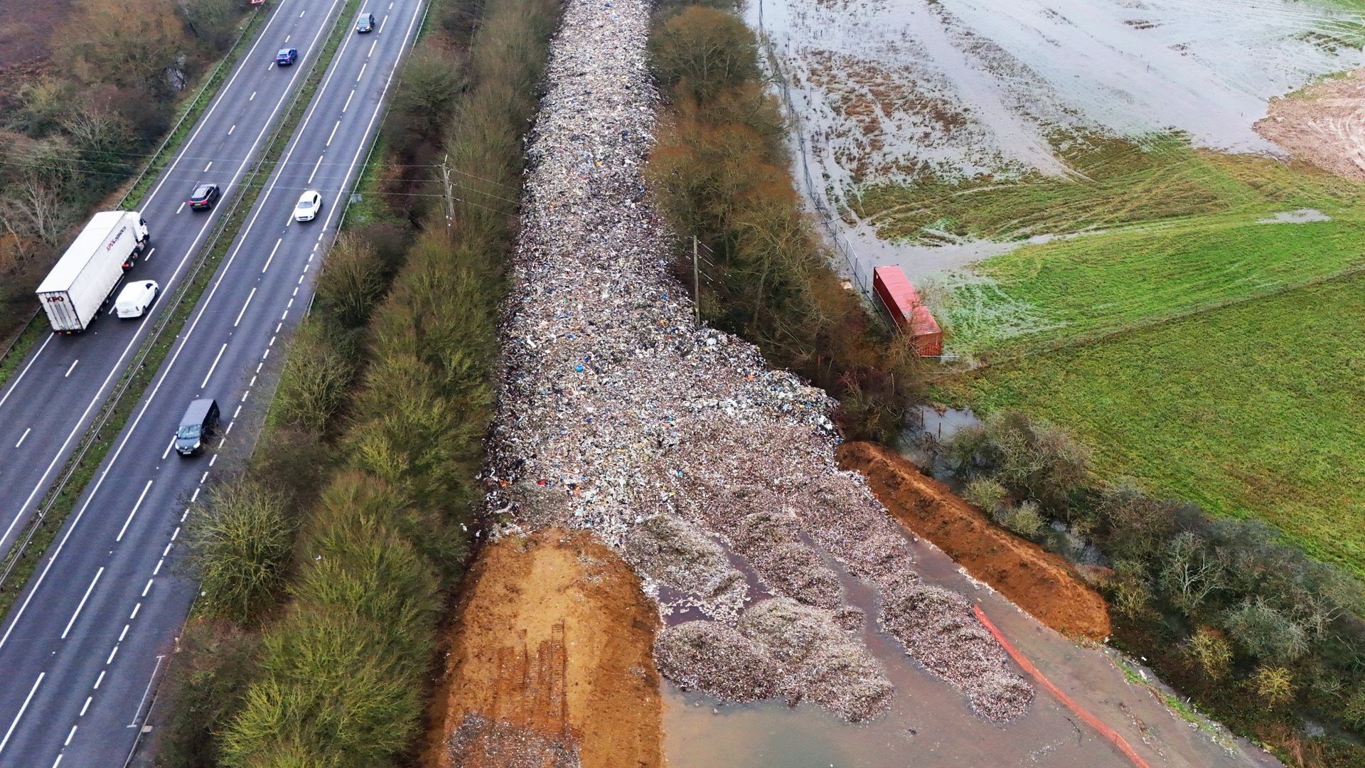 Two more arrests over ‘infamous’ illegal dump site in Oxfordshire