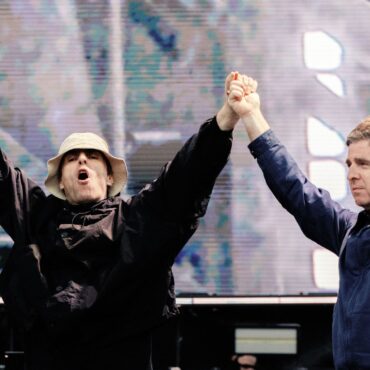 Oasis announce details of huge new tour – including pricing and ticketing details