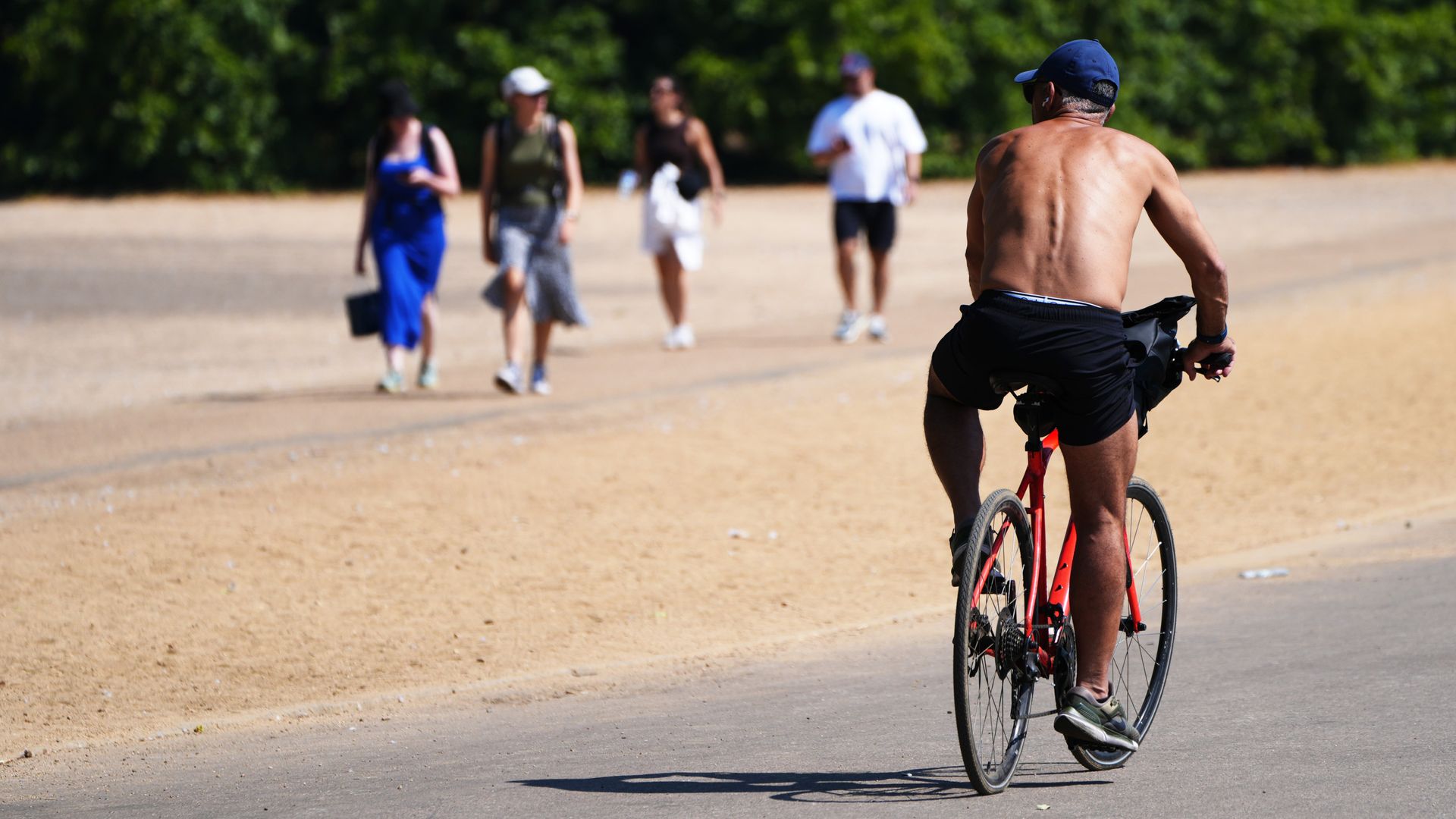 Nearly half of adults left sunburnt and many are ‘not protecting themselves’