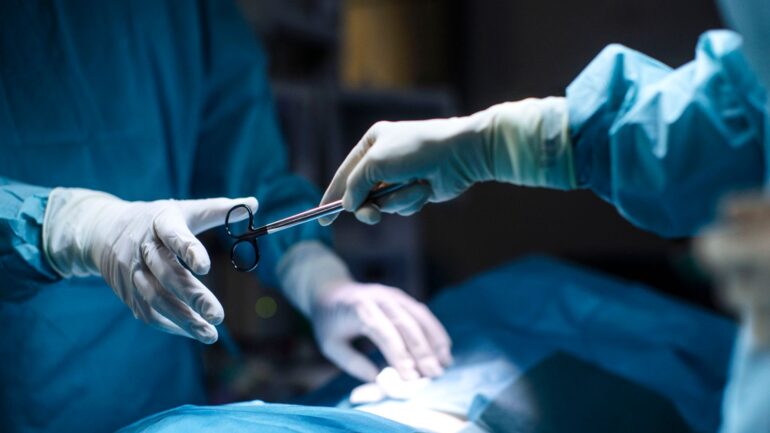 ‘Urgent action’ needed to help thousands of patients waiting for organ transplants