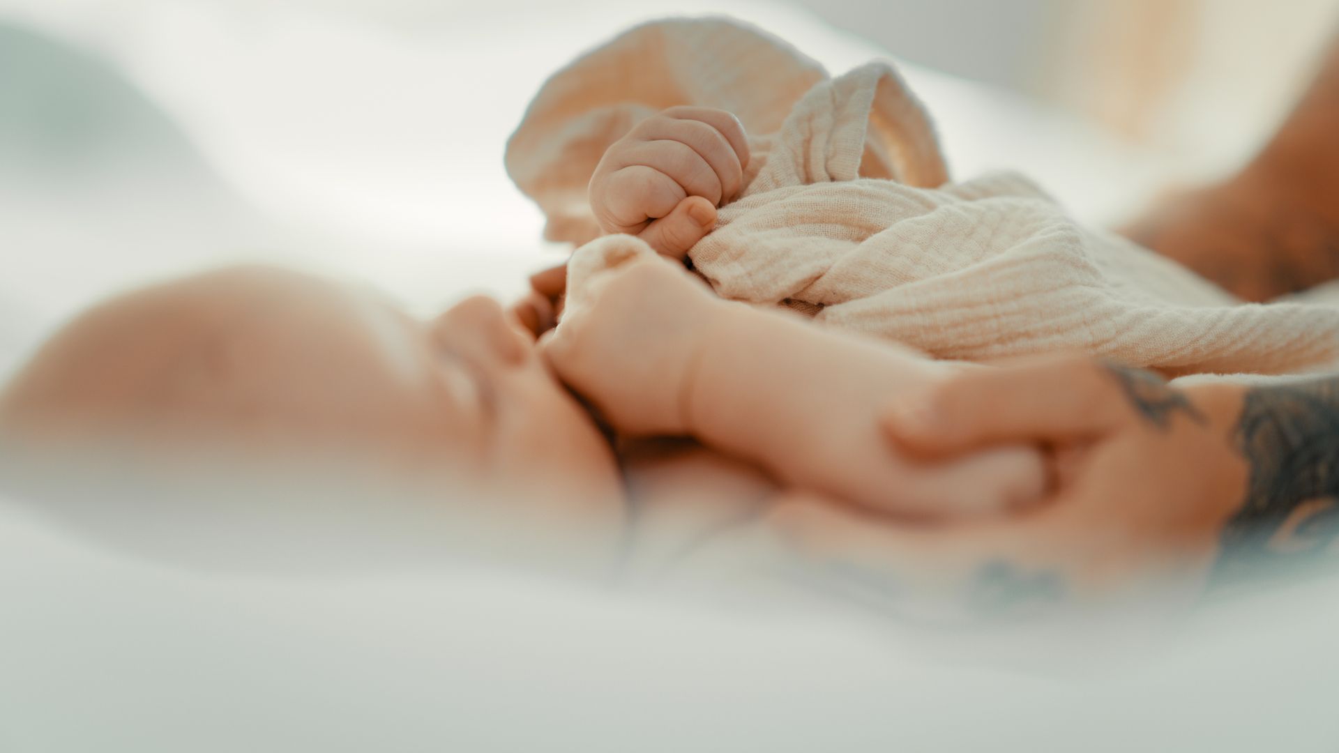 Parents warned over potentially deadly baby sleep aids