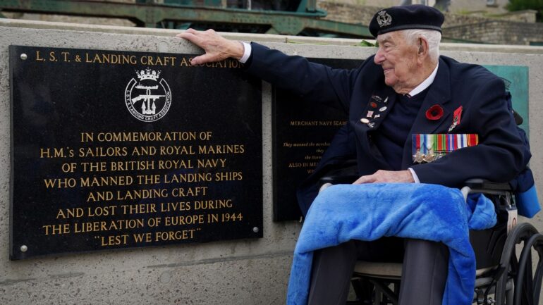 D-Day veteran remembered as ‘great character with cheeky smile’ after death aged 100